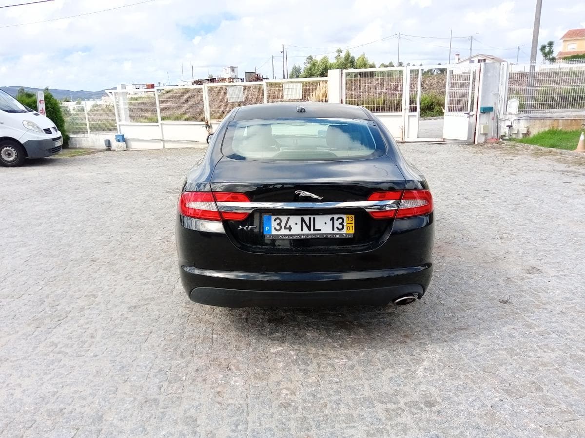 Jaguar XF 2.2 Luxury · Ano 2013 — imagem 7