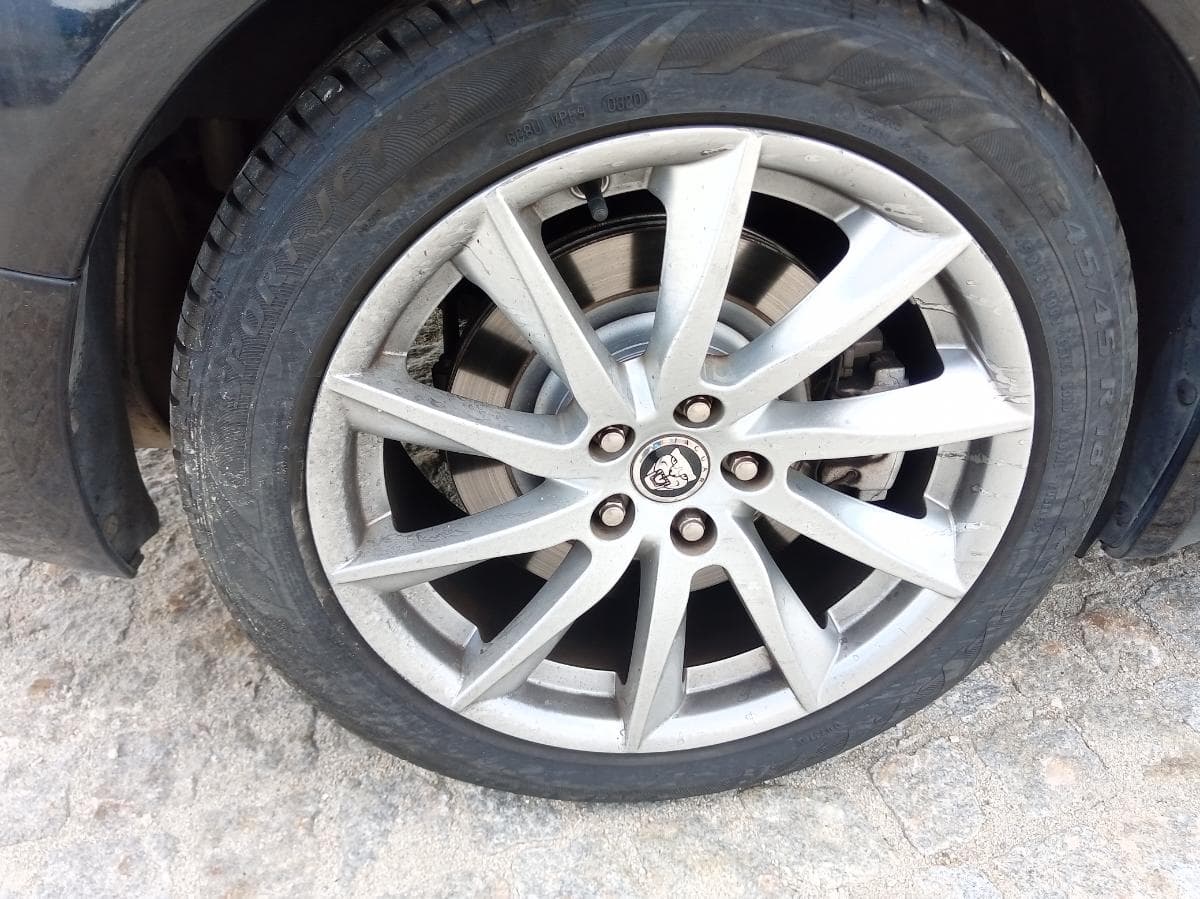 Jaguar XF 2.2 Luxury · Ano 2013 — imagem 15