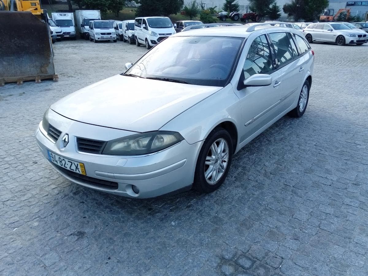 Renault Laguna · Ano 2005 — imagem 5