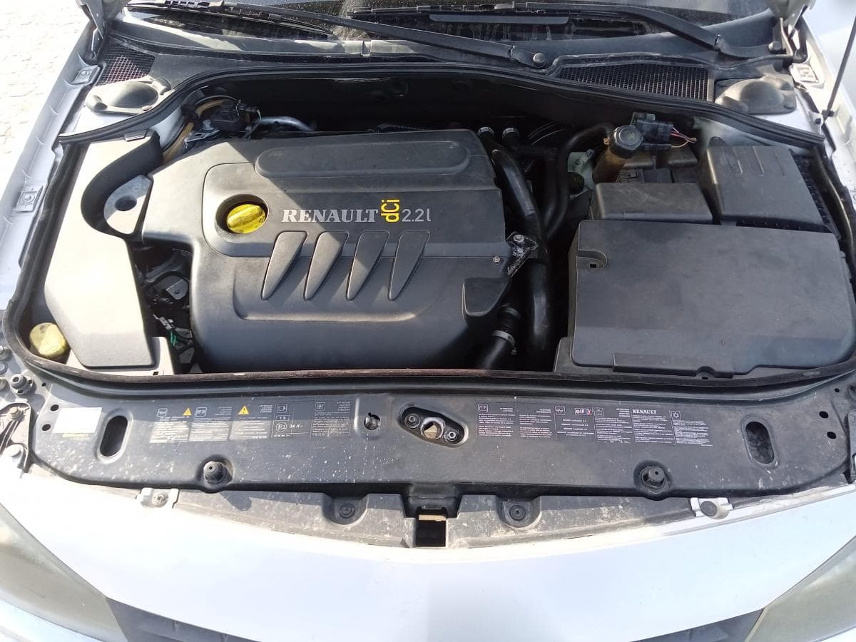 Renault Laguna · Ano 2005 — imagem 3