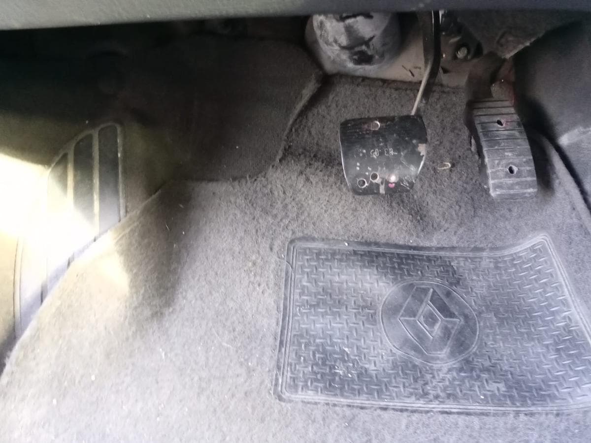 Renault Laguna · Ano 2005 — imagem 22