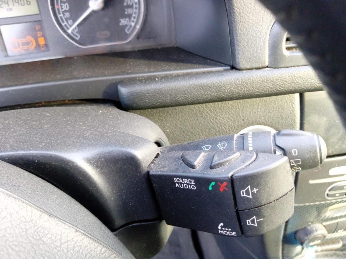 Renault Laguna · Ano 2005 — imagem 24