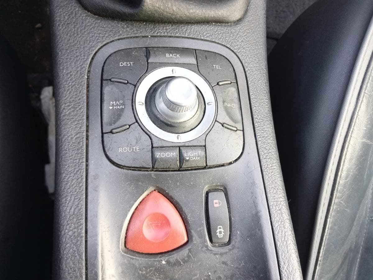 Renault Laguna · Ano 2005 — imagem 29