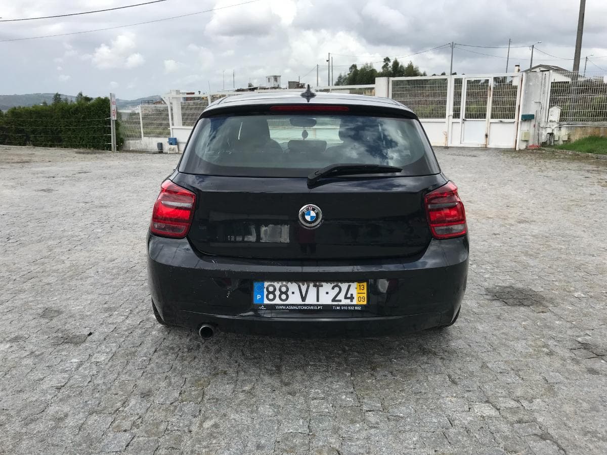BMW 116 D · Ano 2013 — image 5