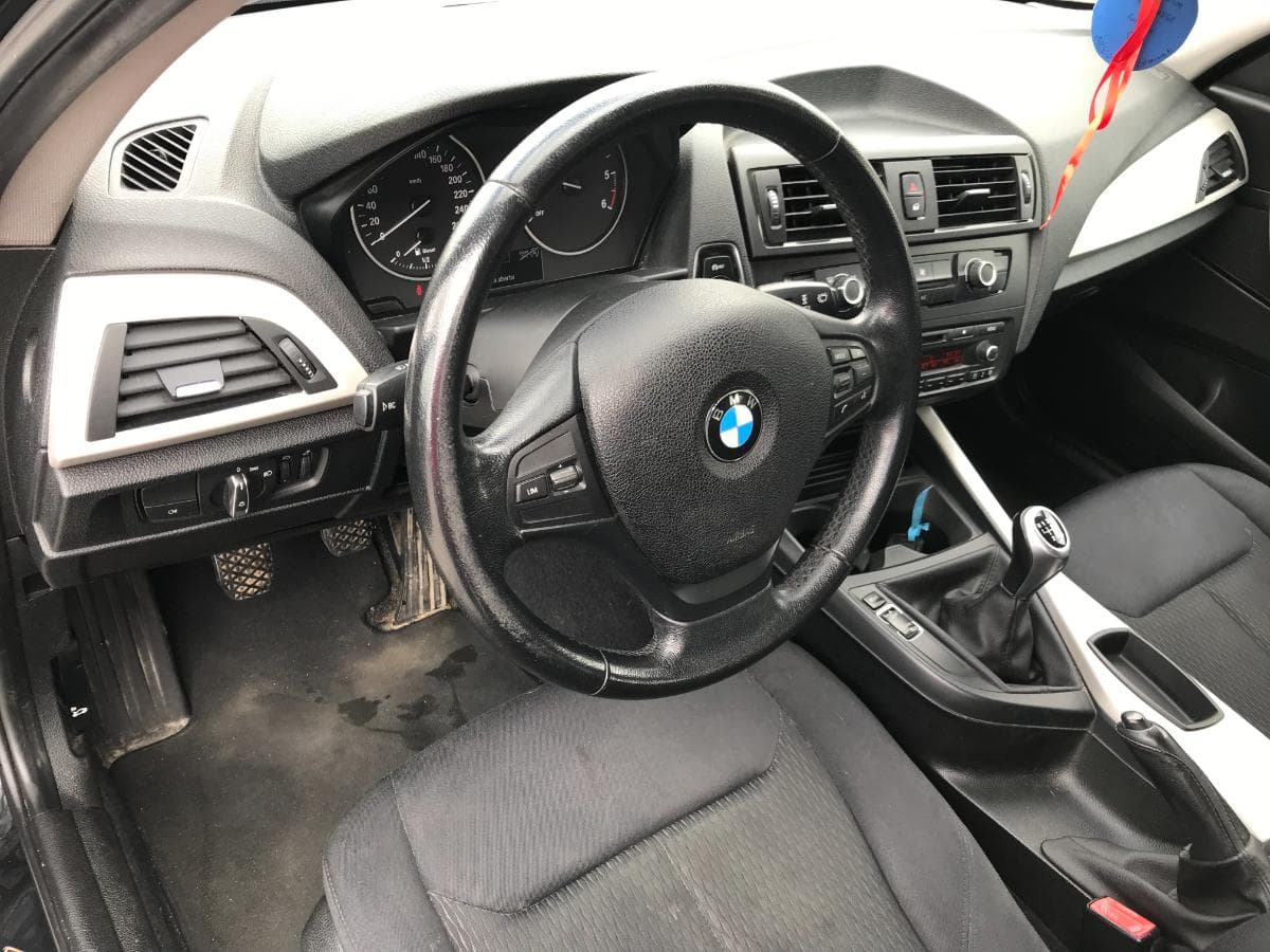 BMW 116 D · Ano 2013 — image 14