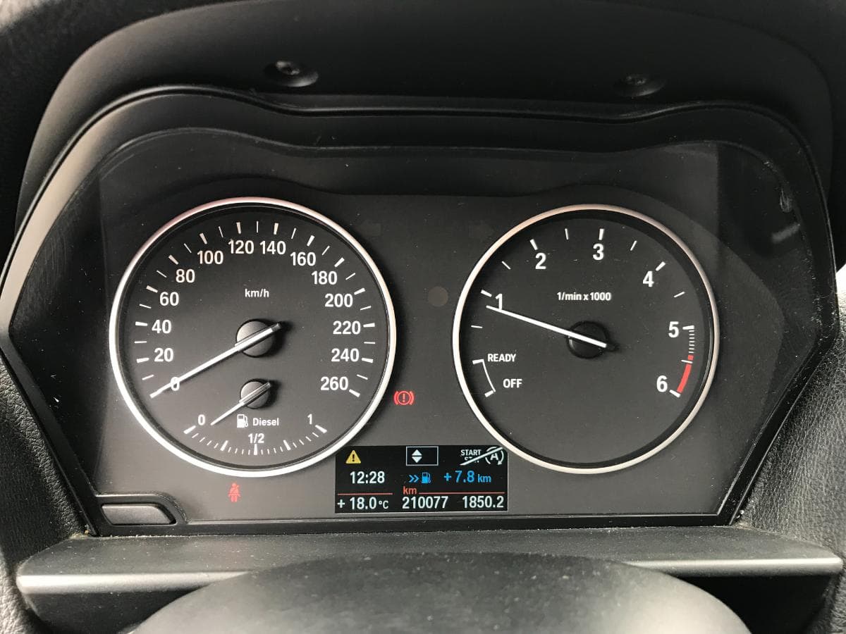 BMW 116 D · Ano 2013 — image 19