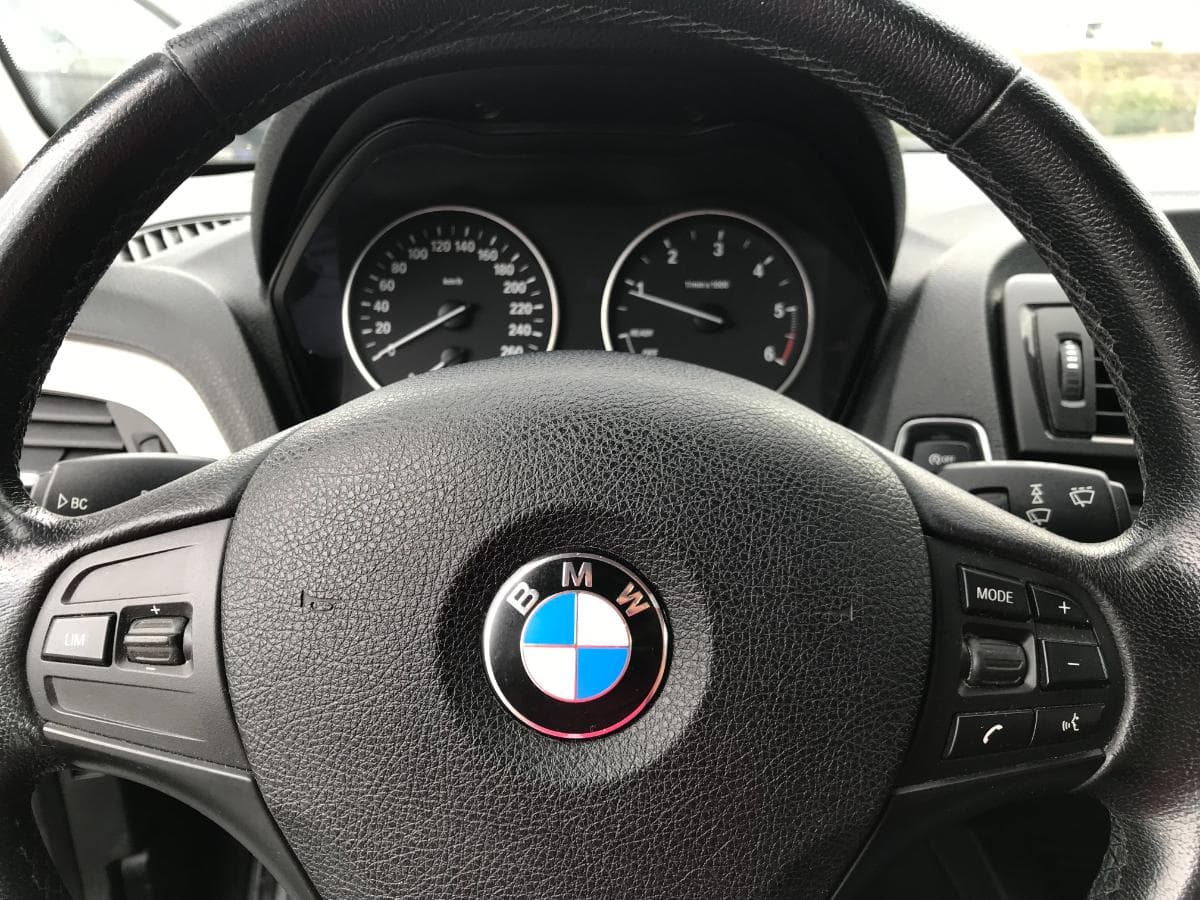 BMW 116 D · Ano 2013 — image 21