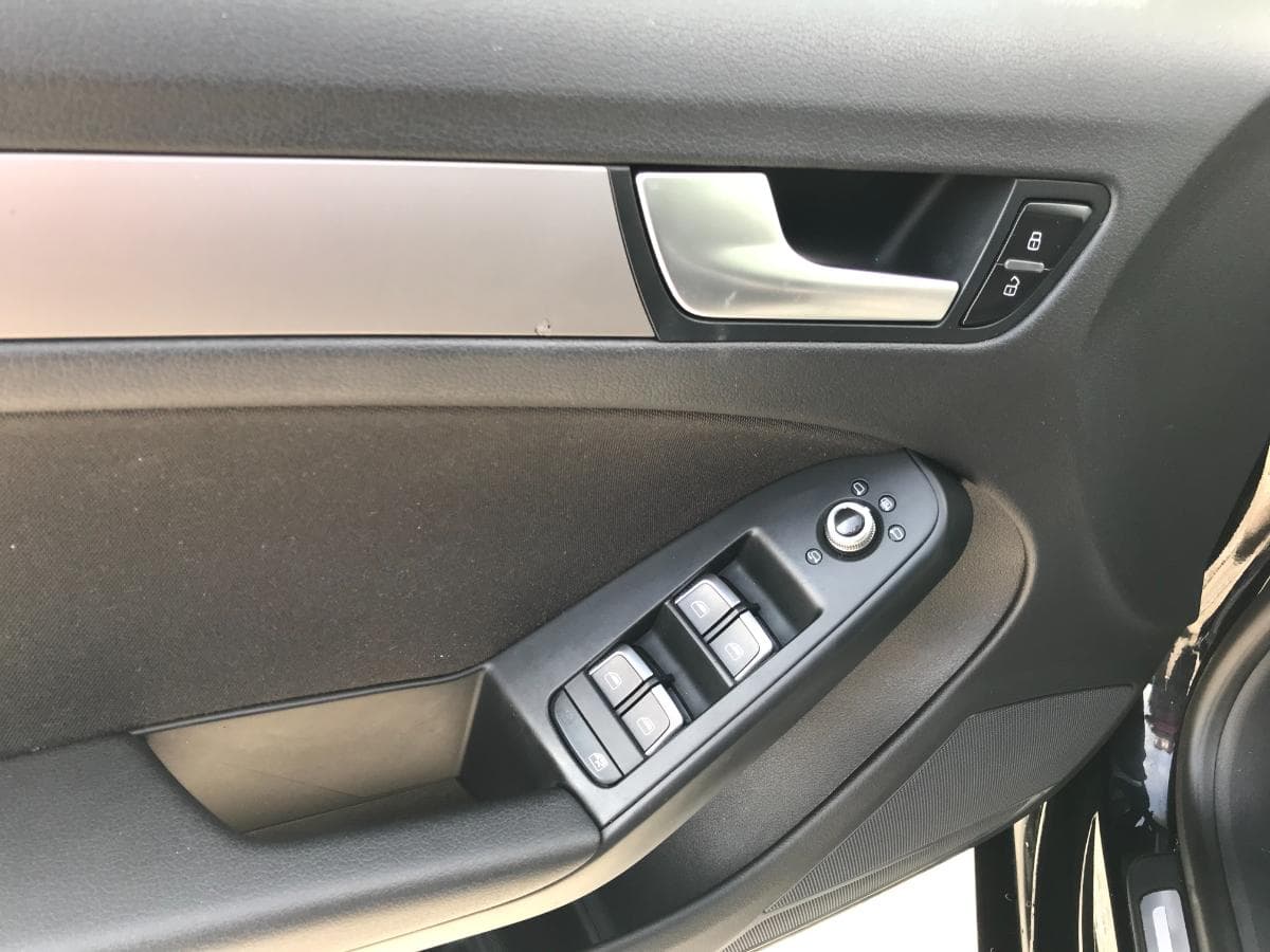 Audi A5 2.0TDI · Ano 2012 — image 13