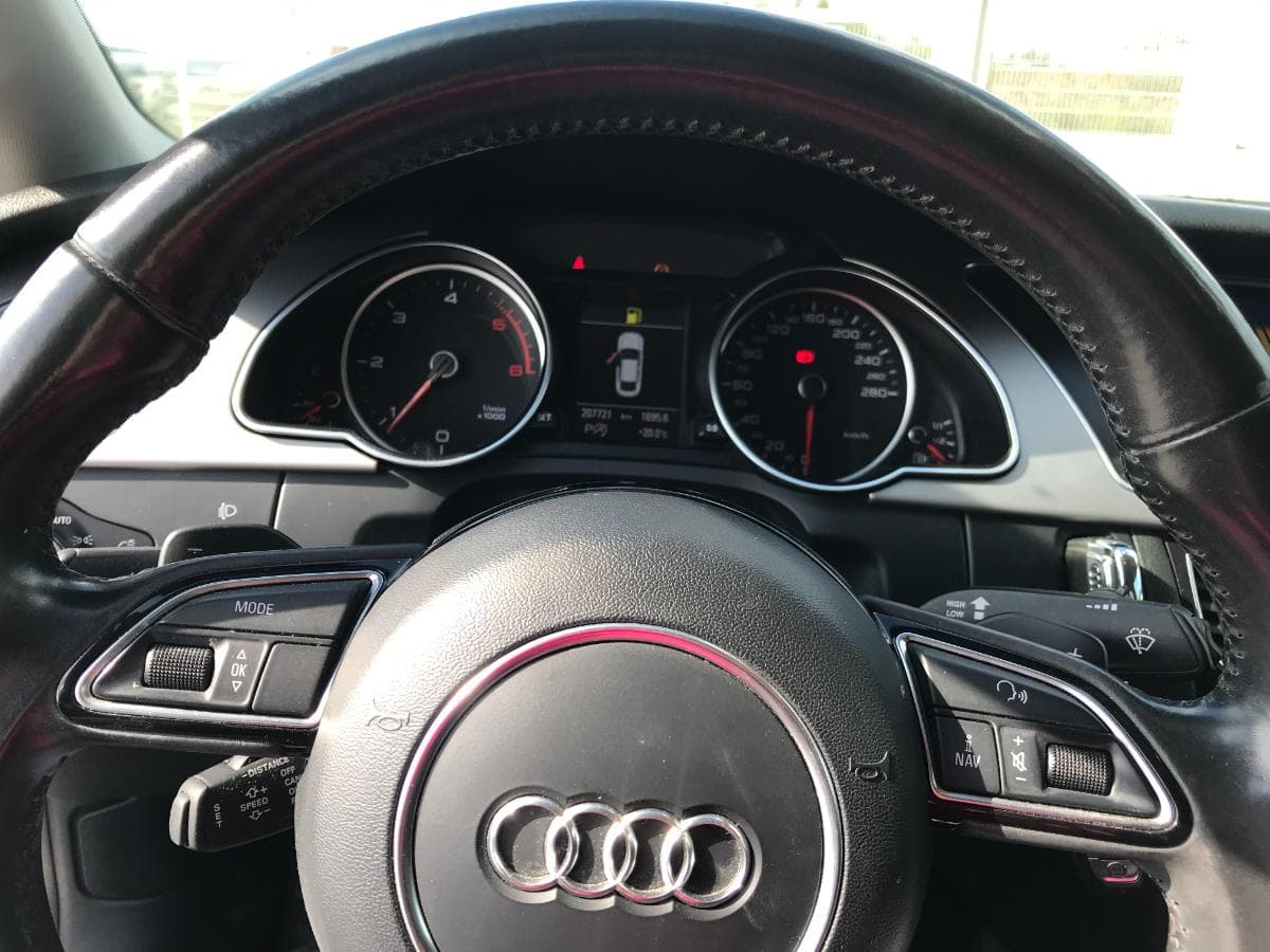 Audi A5 2.0TDI · Ano 2012 — image 18