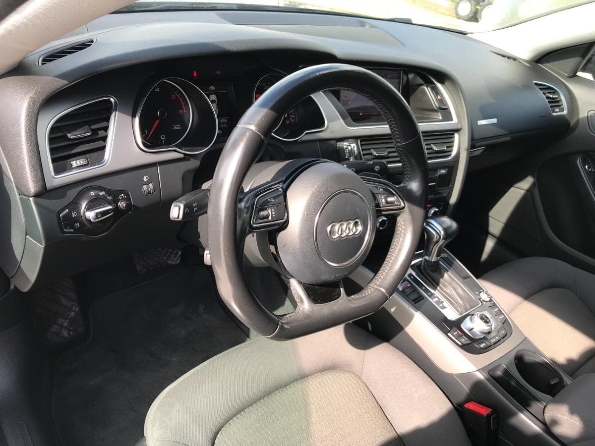 Audi A5 2.0TDI · Ano 2012 — image 19