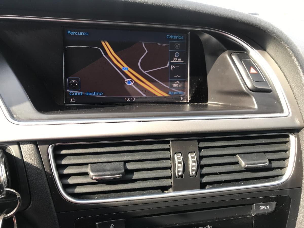 Audi A5 2.0TDI · Ano 2012 — image 25
