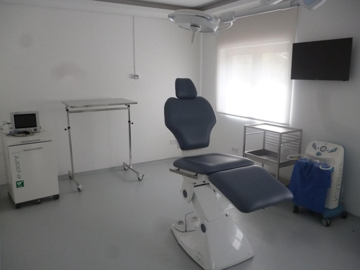 TOTALIDADE DOS LOTES (2 A 13) - Equipamento Informático e de Escritório + Mobiliário Diverso — imagem 6