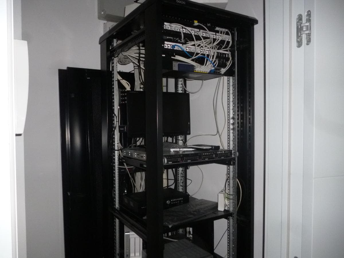 TOTALIDADE DOS LOTES (2 A 13) - Equipamento Informático e de Escritório + Mobiliário Diverso — imagem 15