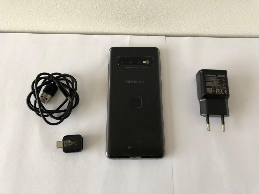 Telemóvel Samsung S10 — image 2