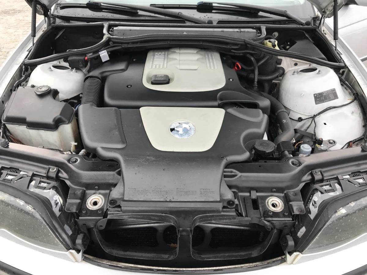 BMW 320D Touring · Ano 2003 — image 3