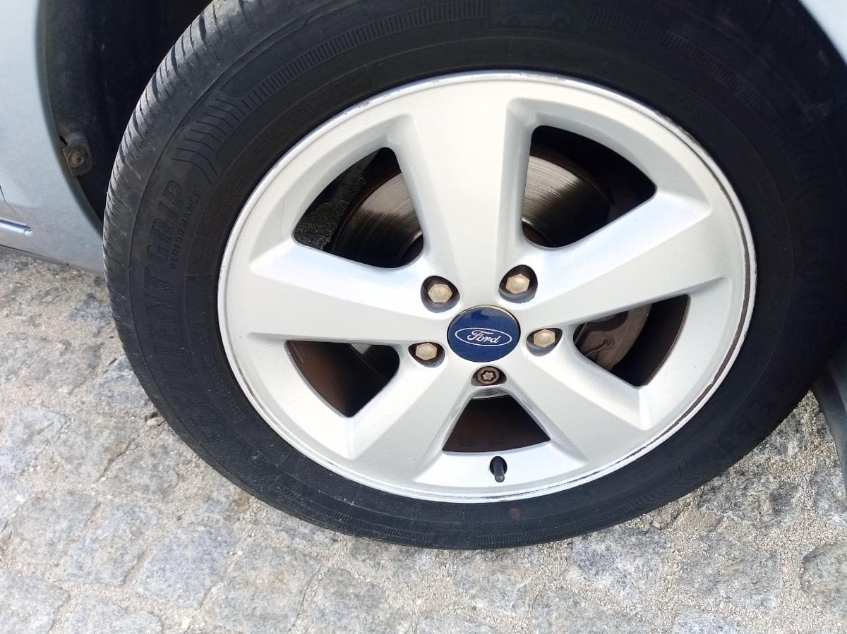 Ford Focus  · Ano 2006 — image 19