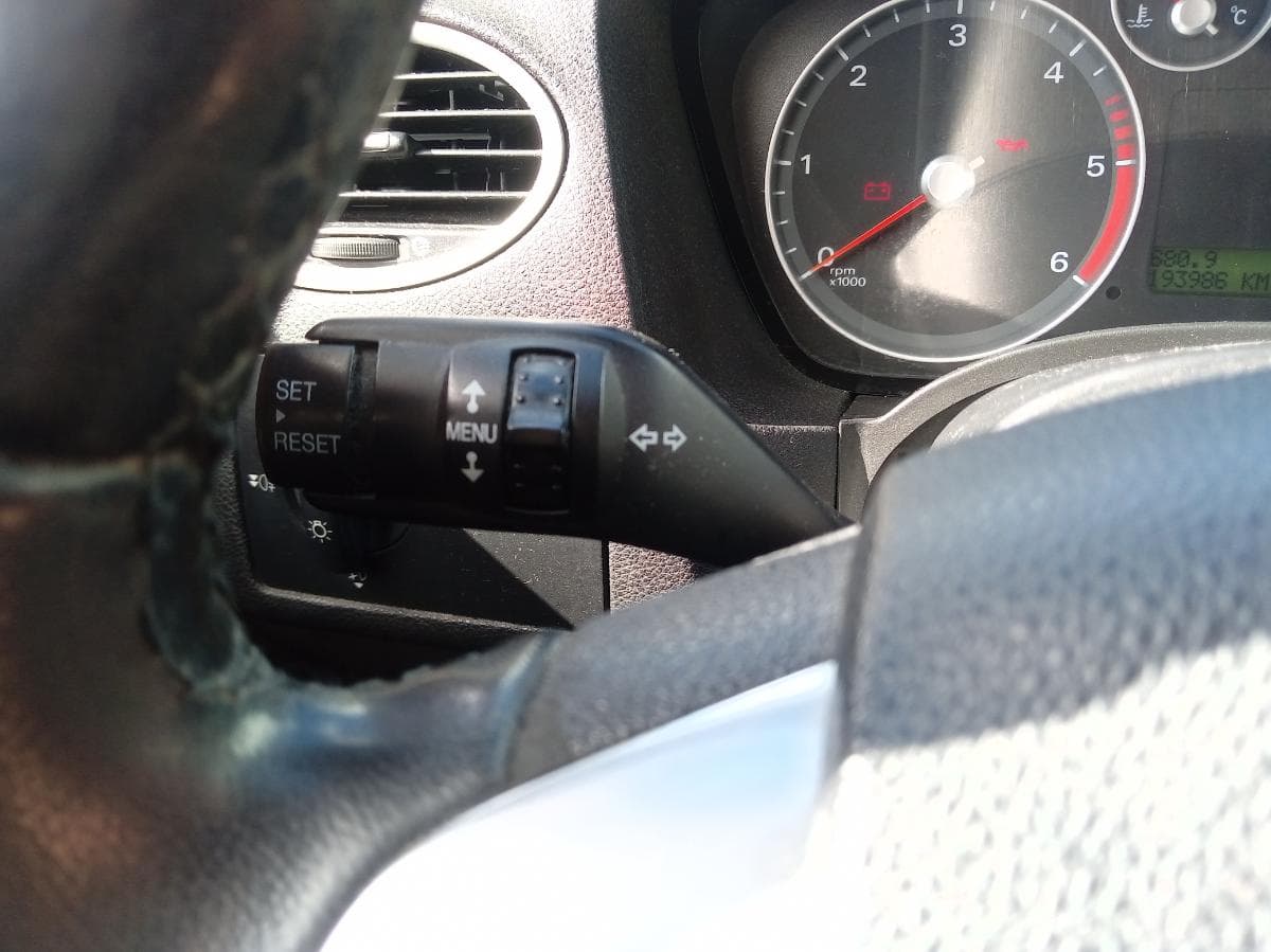 Ford Focus  · Ano 2006 — image 24