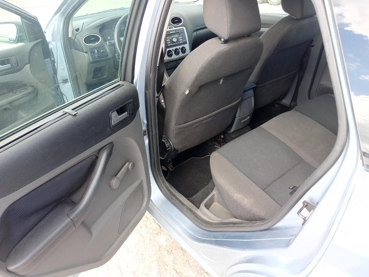 Ford Focus  · Ano 2006 — image 28