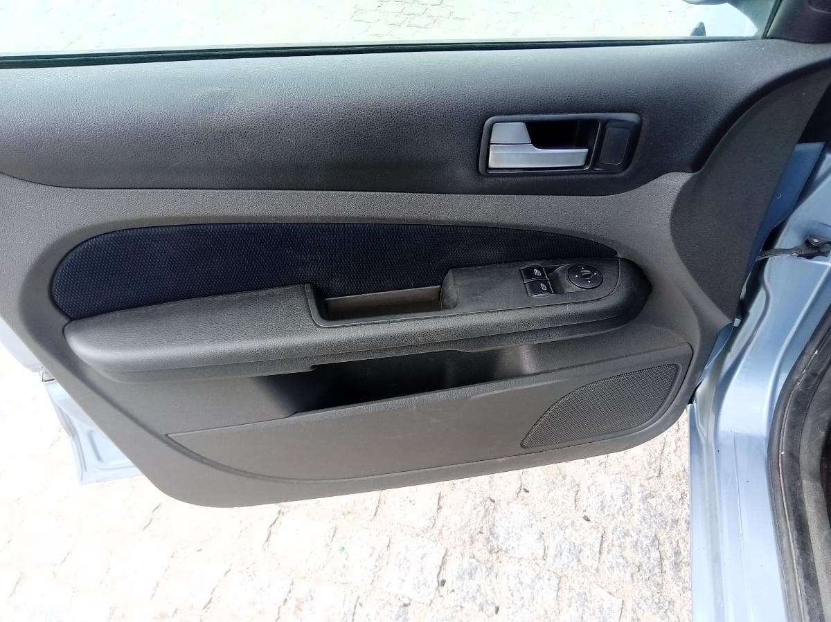Ford Focus  · Ano 2006 — image 30