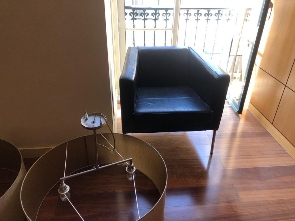 Mobiliario de oficina — imagen 1