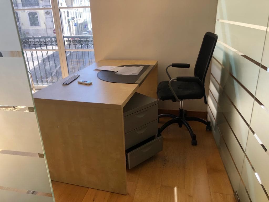 Office Furniture — image 2