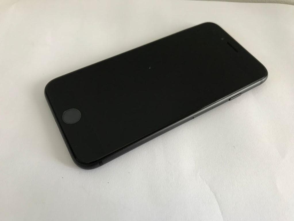 Iphone 8 — image 3