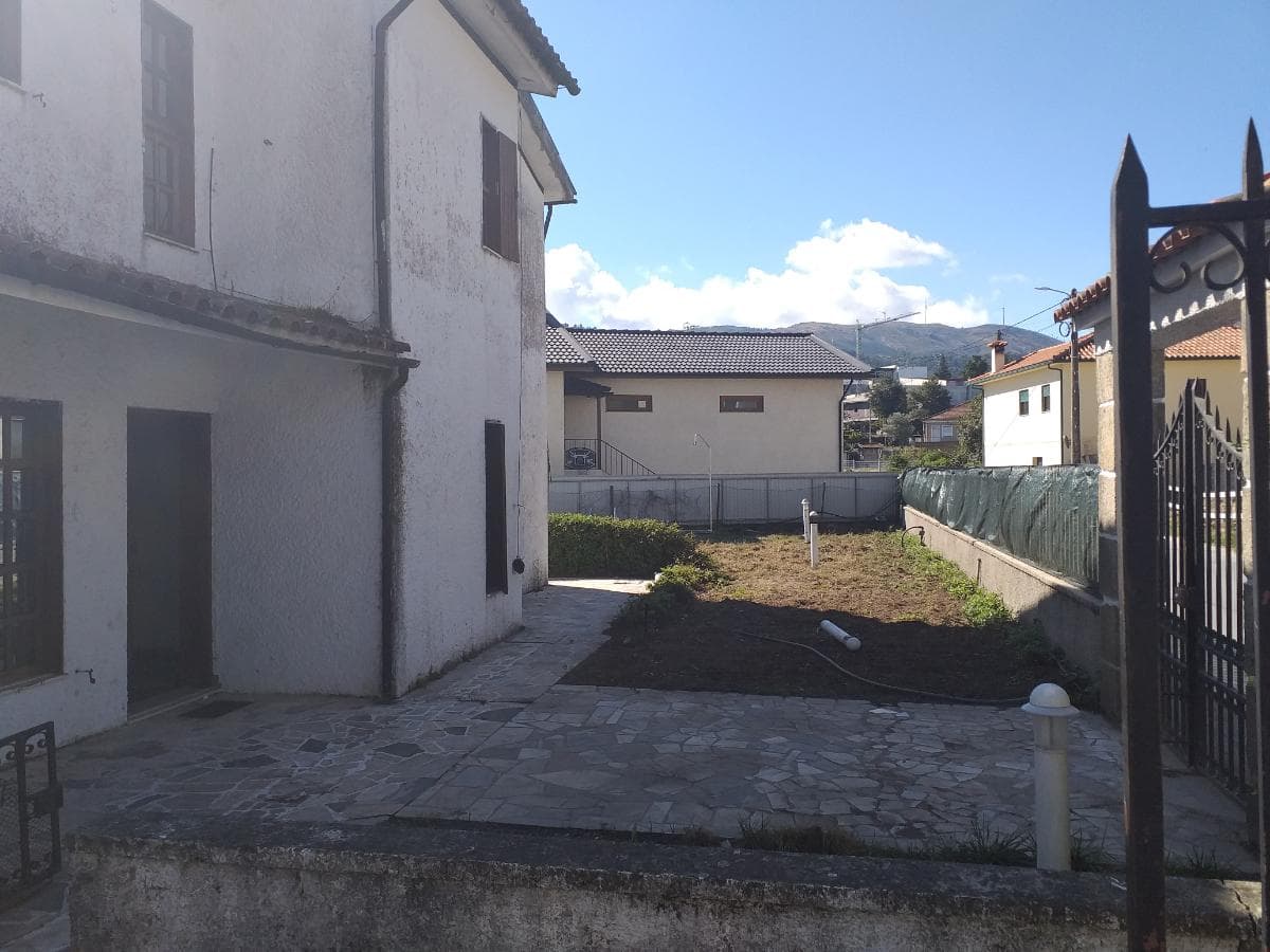 Moradia · Cinfães — image 6