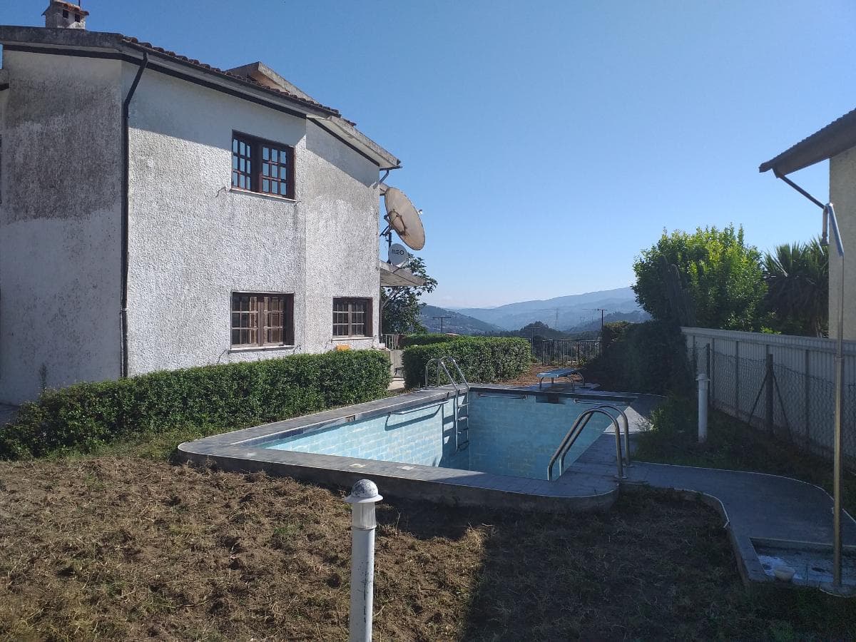 Moradia · Cinfães — image 2