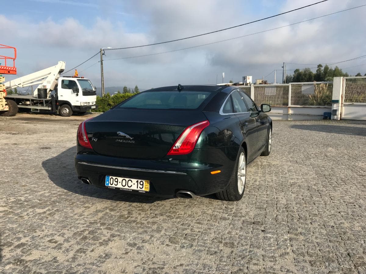 Jaguar XJ 3.0 · Ano 2013 — image 6