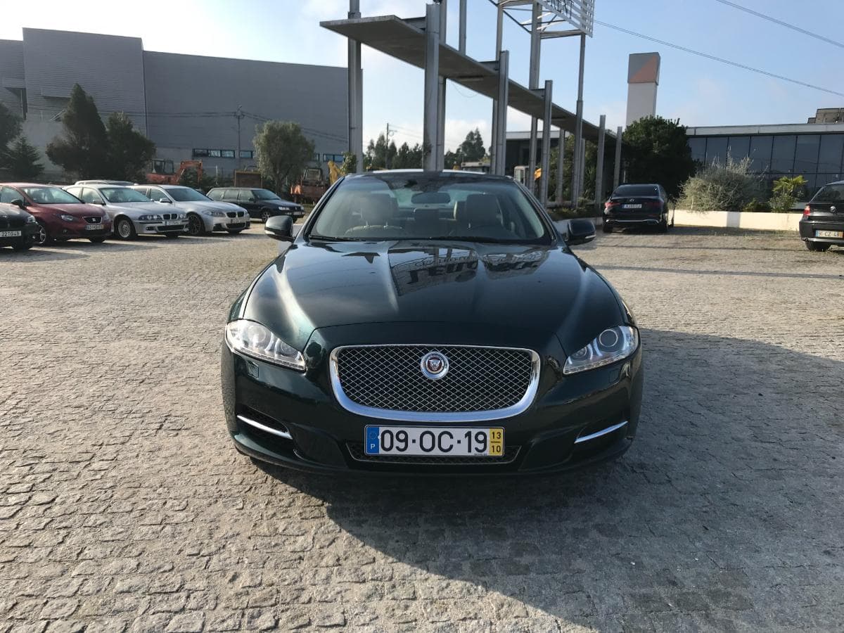 Jaguar XJ 3.0 · Ano 2013 — image 2