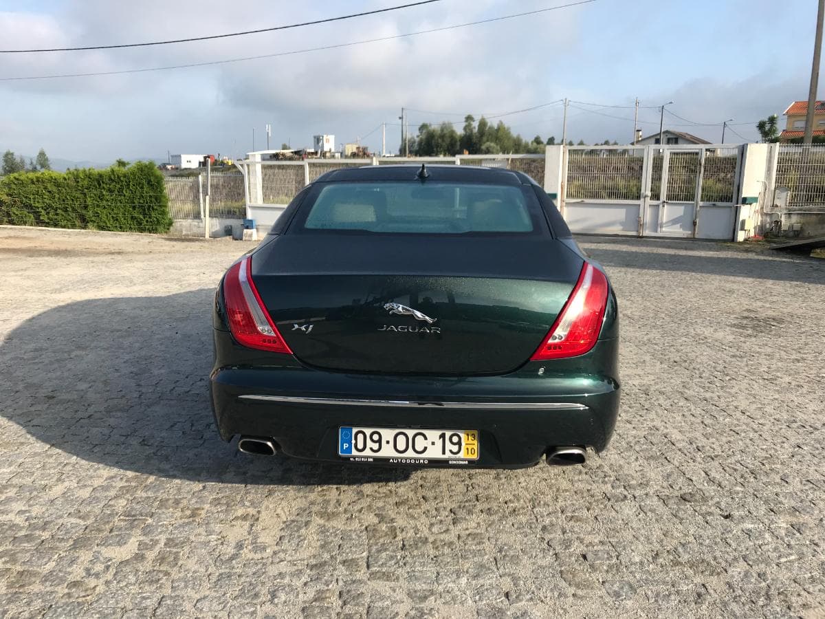 Jaguar XJ 3.0 · Ano 2013 — image 7