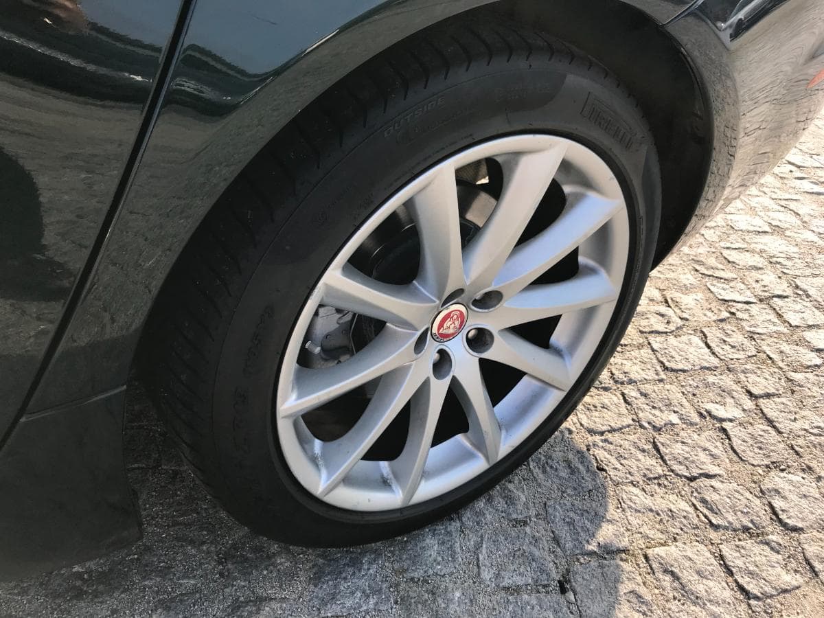 Jaguar XJ 3.0 · Ano 2013 — image 12