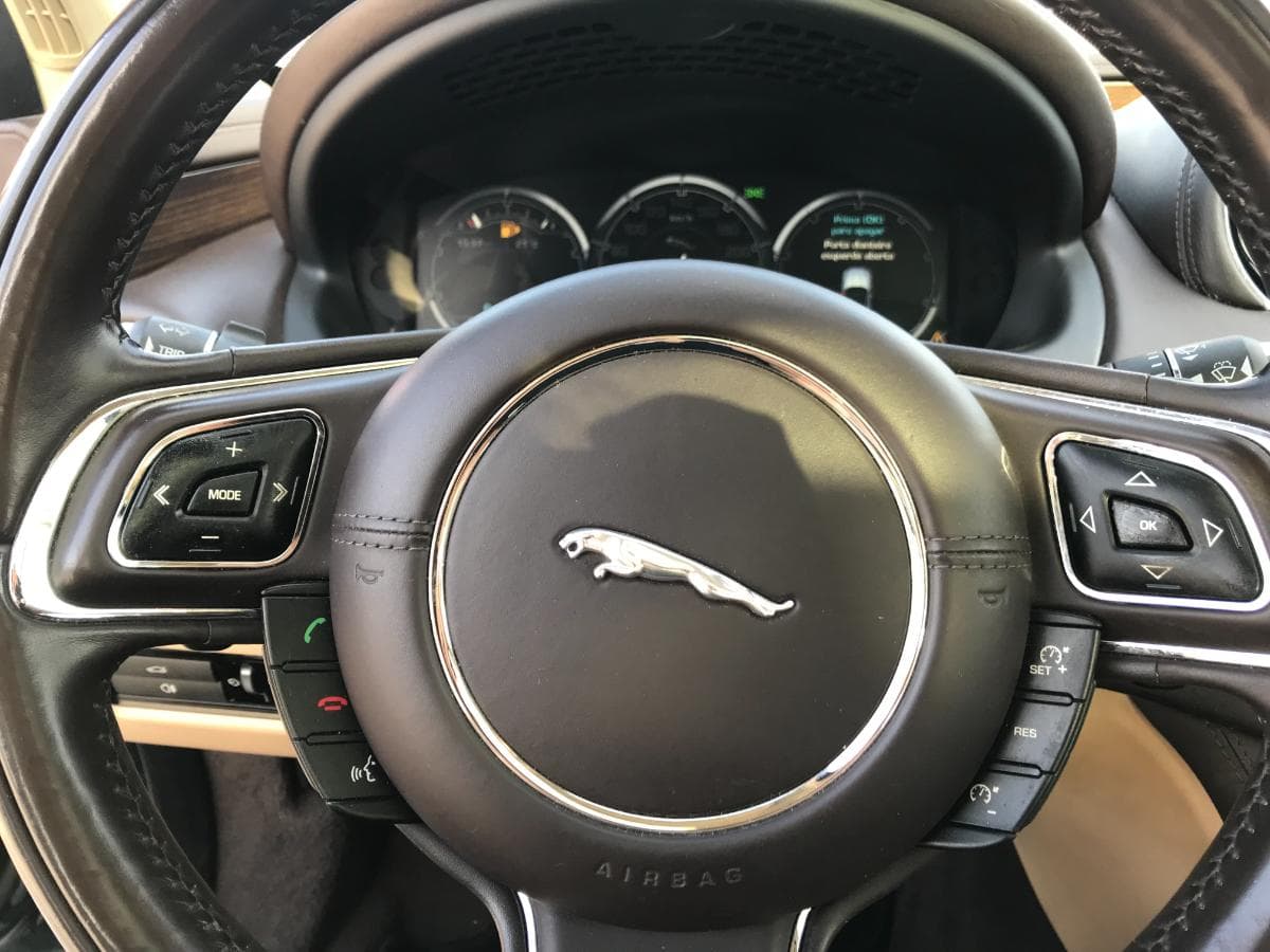 Jaguar XJ 3.0 · Ano 2013 — image 20