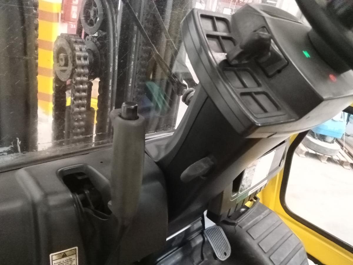 Empilhador Hyster H5.5FT · Ano 2006 — image 8