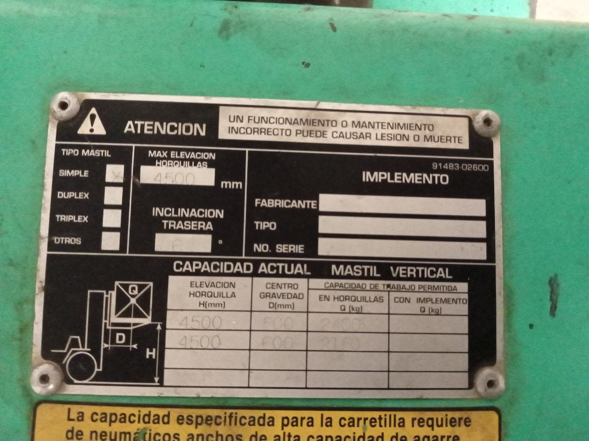 Empilhador Mitsubishi FD25K · Ano 1999 — imagem 12