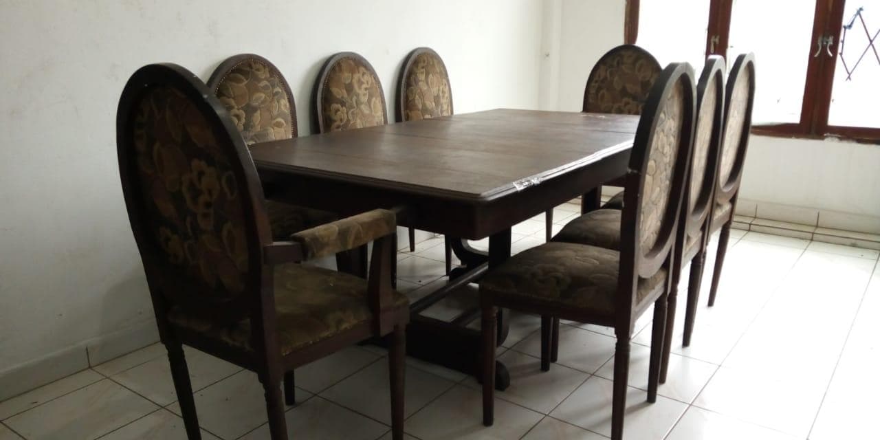 Mobilier de Lar ·