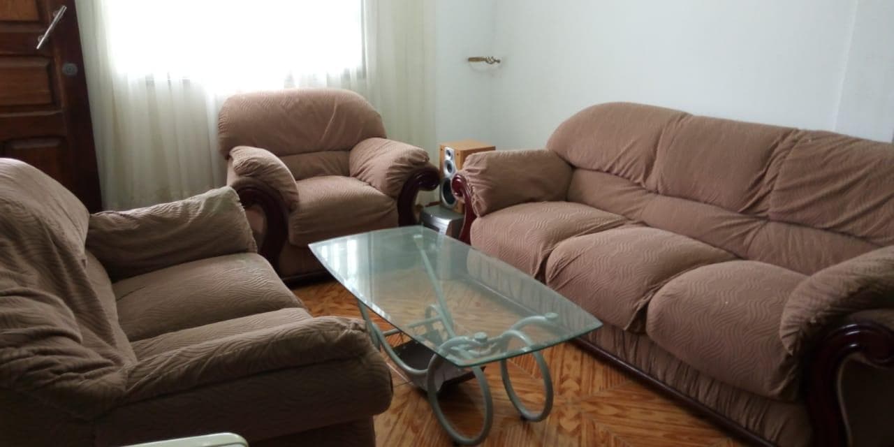 Mobilier de Lar ·
