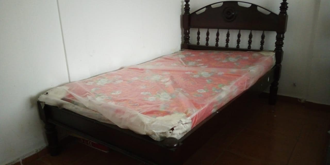 Mobilier de Lar ·