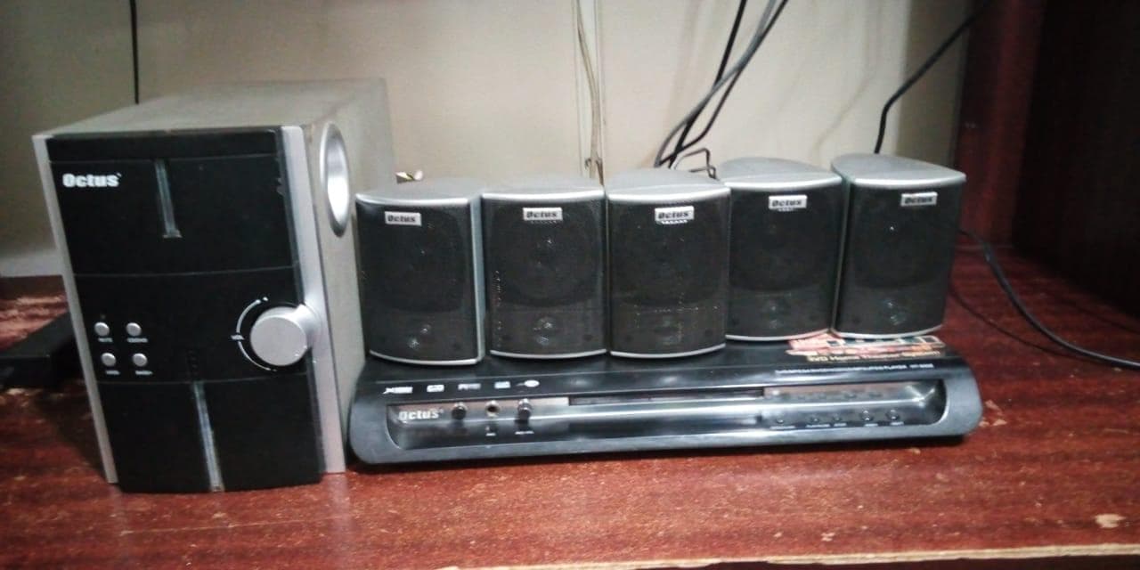 Home Theater · — image 1