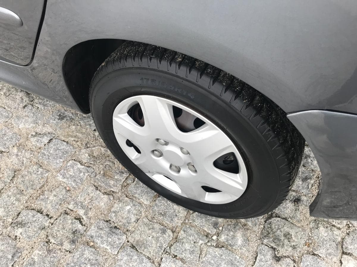 Peugeot 206+ · Ano 2010 — imagem 16