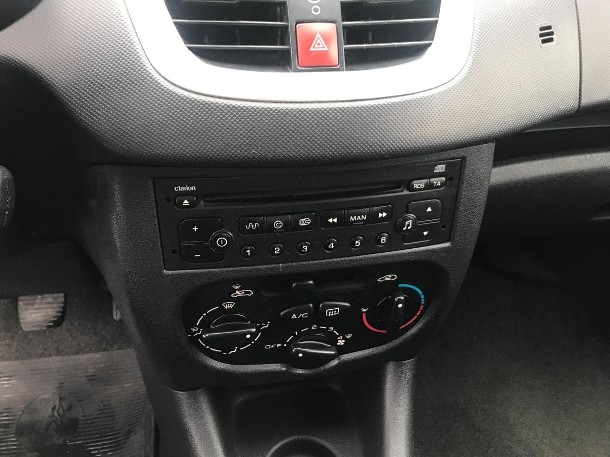 Peugeot 206+ · Ano 2010 — imagem 29