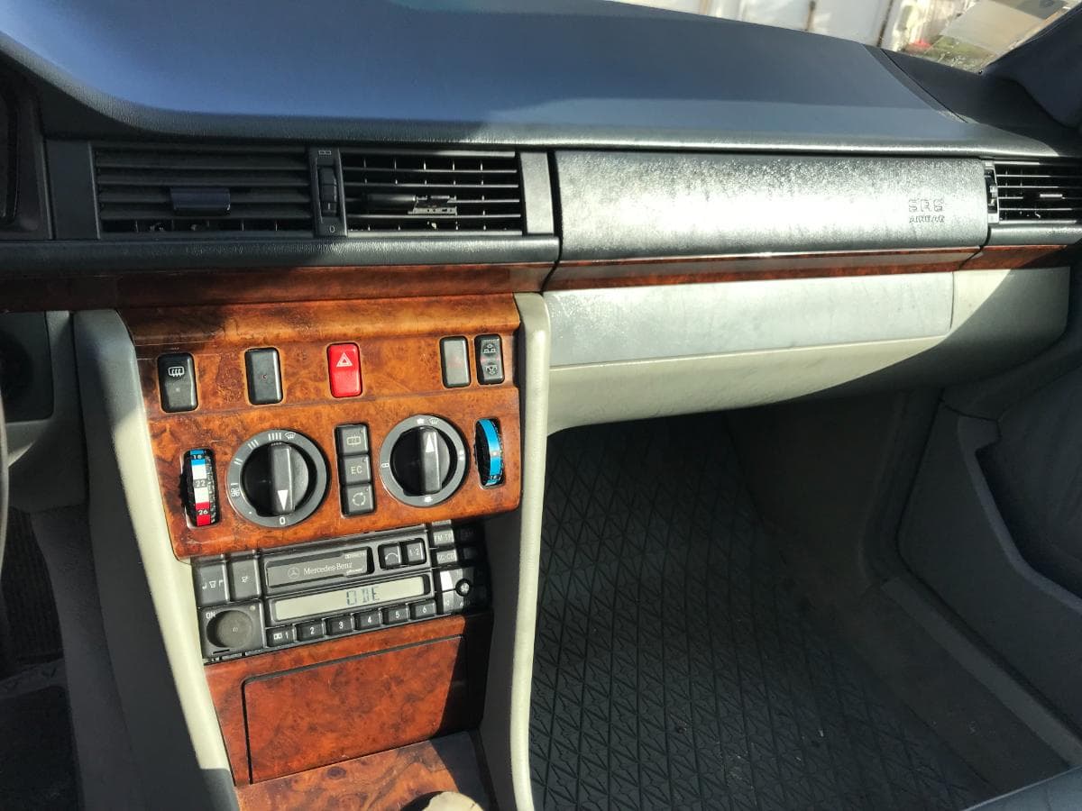Mercedes-Benz E200 Cabrio · Ano 1994 — imagem 21