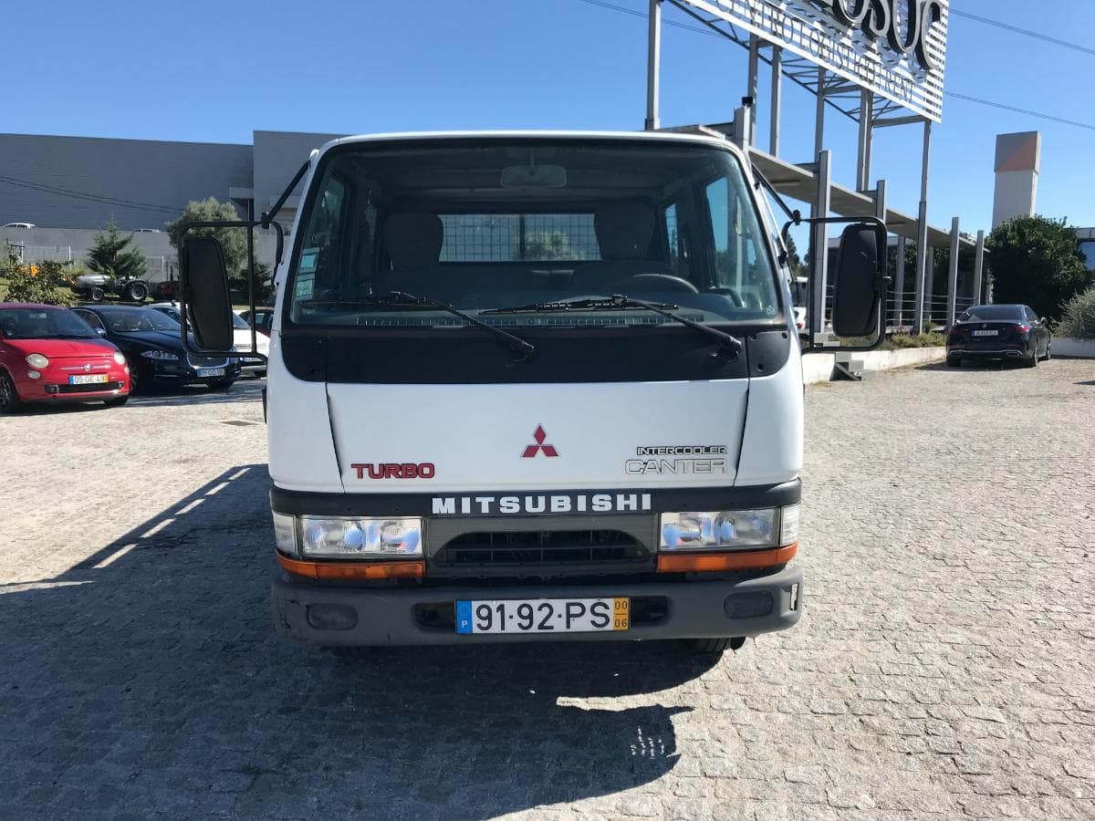 Mitsubishi Canter · Cabine Dupla · 6 Lugares · Ano 2000 — imagem 2