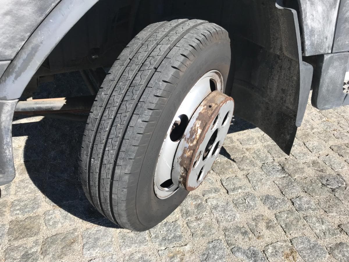Mitsubishi Canter · Cabine Dupla · 6 Lugares · Ano 2000 — imagem 13