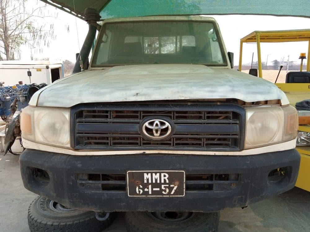 Touota Landcruiser · — imagen 1
