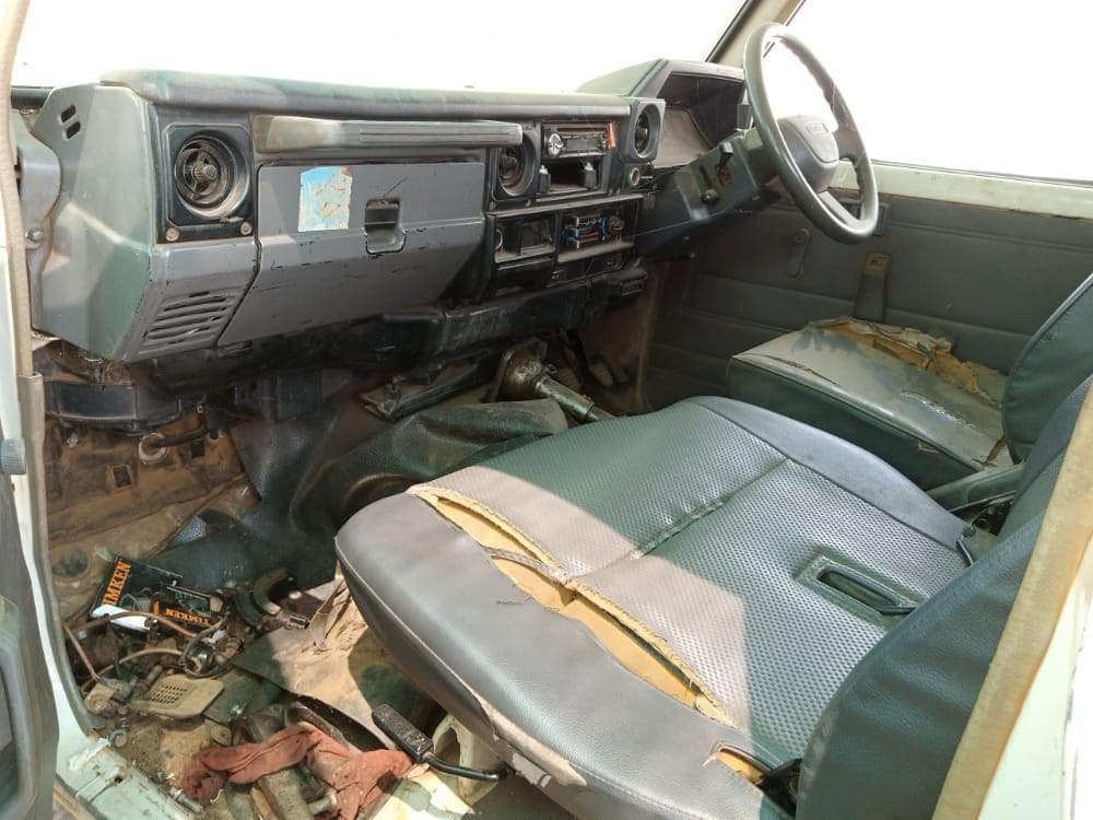 Touota Landcruiser · — imagen 5