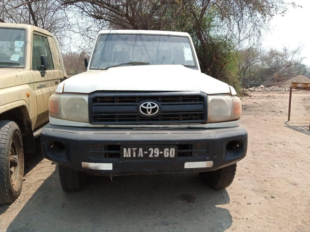 Toyota Landcruiser · — imagen 3