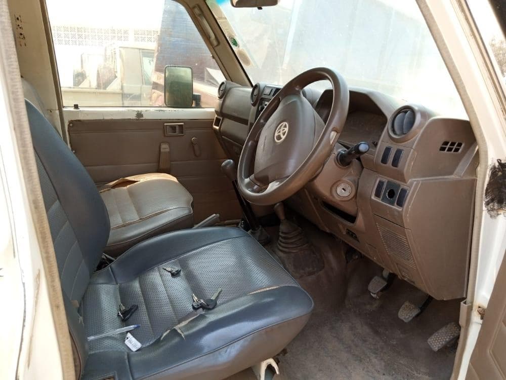 Toyota Landcruiser · — imagem 3