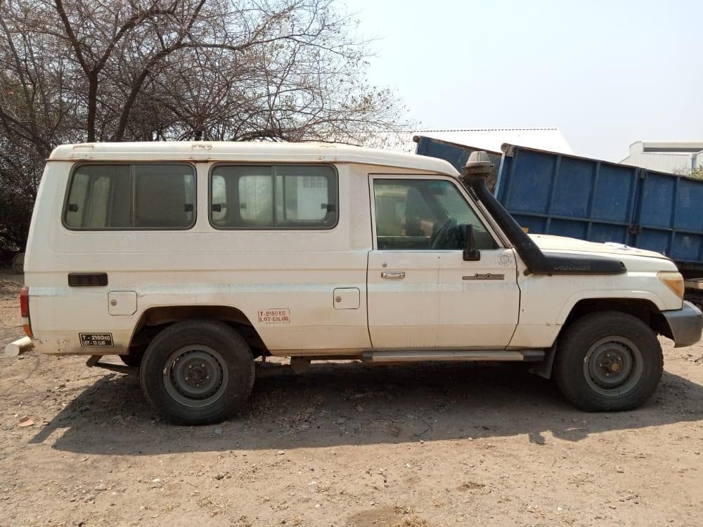 Toyota Landcruiser · — imagem 11
