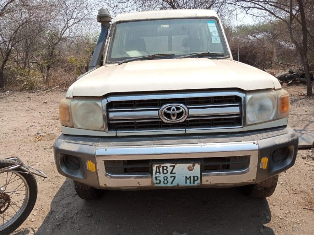 Toyota Landcruiser · — imagem 15